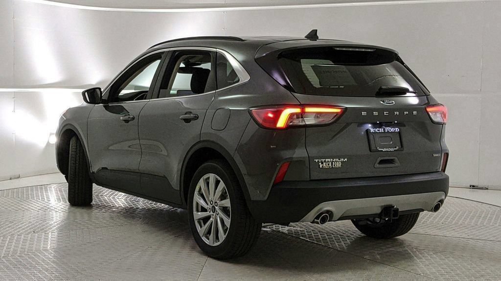 Used 2021 Ford Escape Titanium w/ Titanium Elite Package AWD/4WD image 5