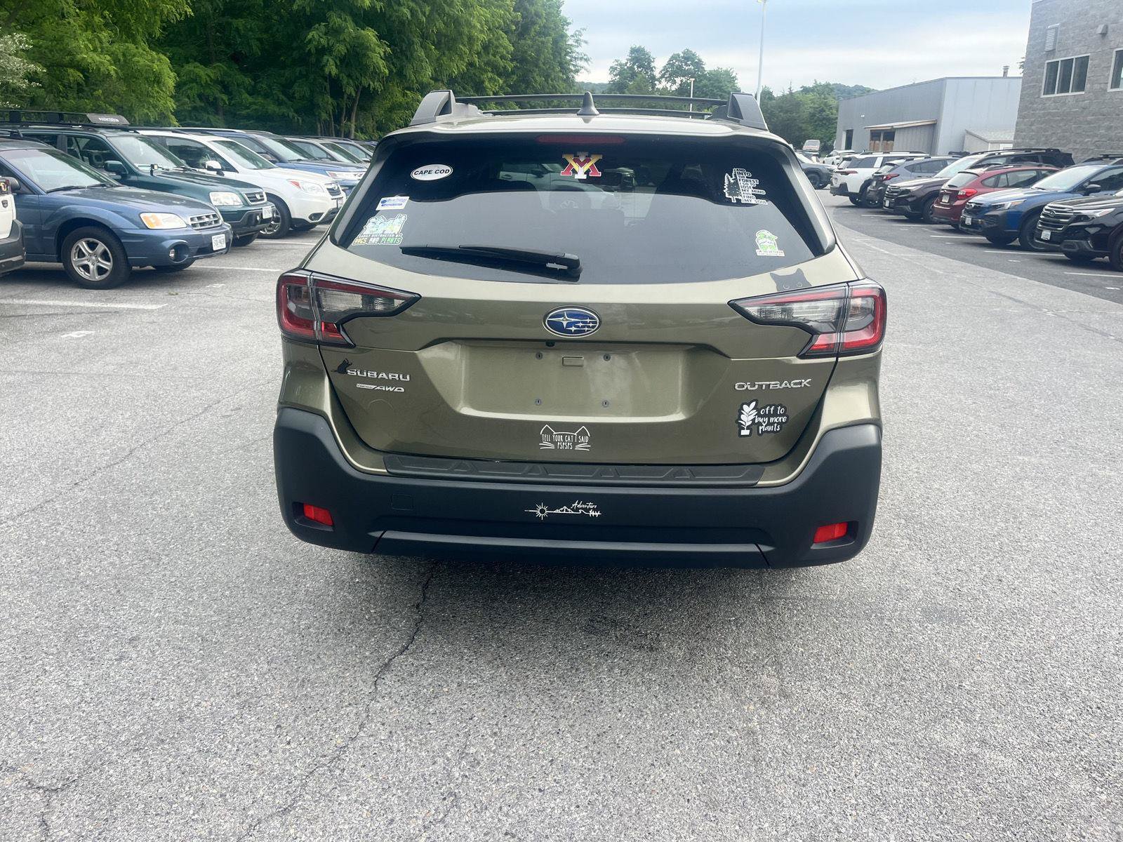 Certified 2025 Subaru Outback Premium AWD/4WD image 8