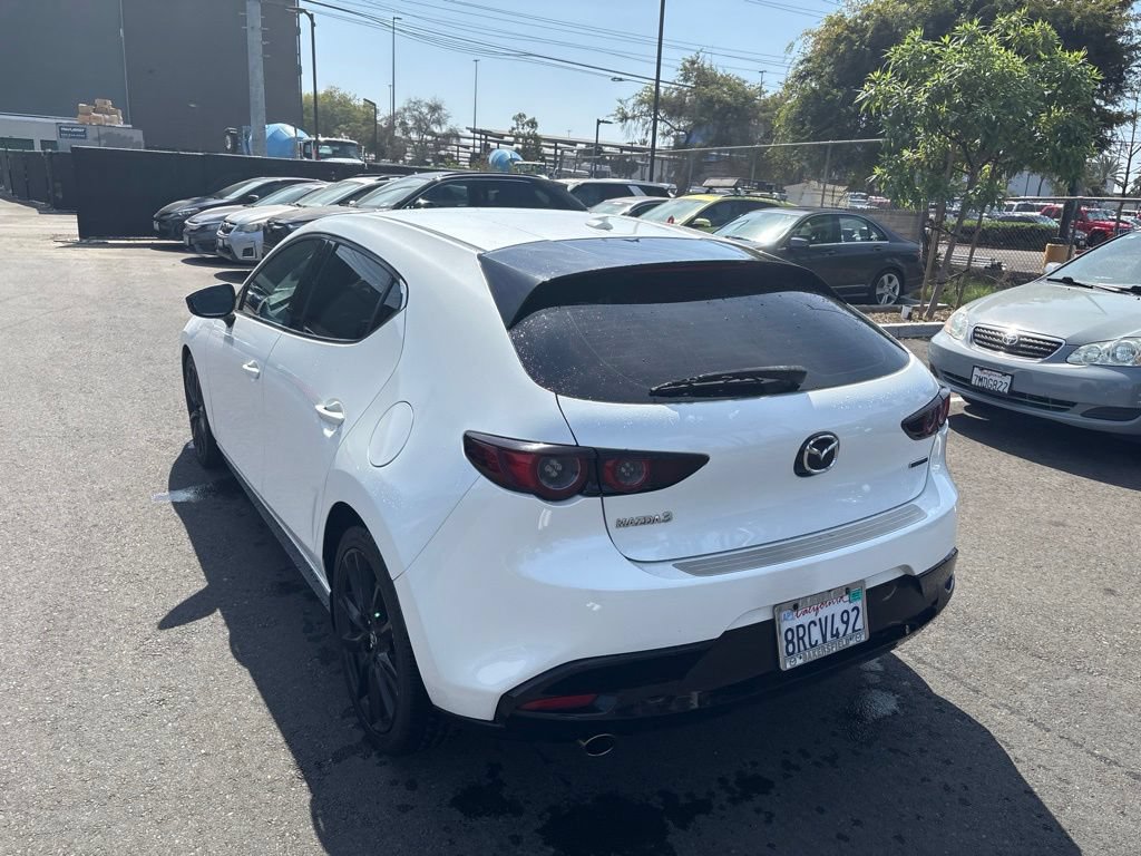 Used 2020 MAZDA MAZDA3 Hatchback w/ Premium Package FWD image 8