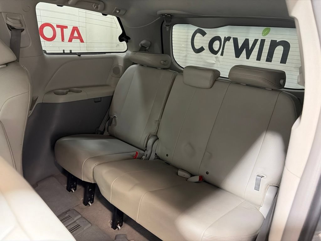 Used 2011 Toyota Sienna XLE w/ XLE Navigation Pkg FWD image 22