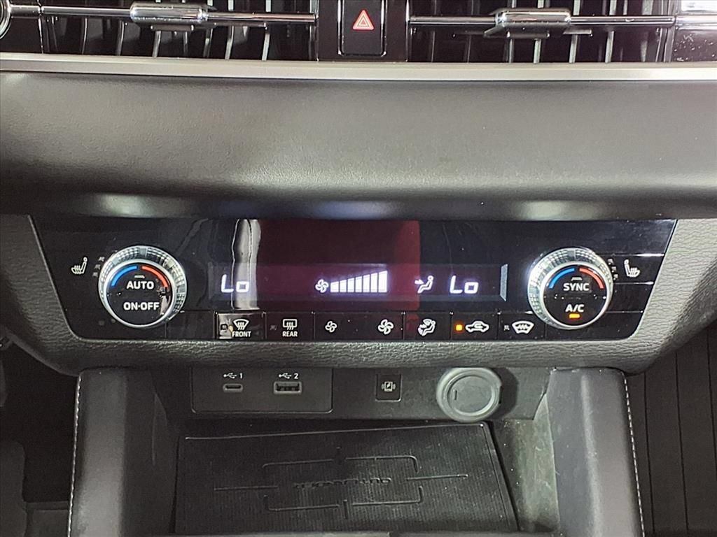 Used 2024 Mitsubishi Outlander SE AWD/4WD image 20