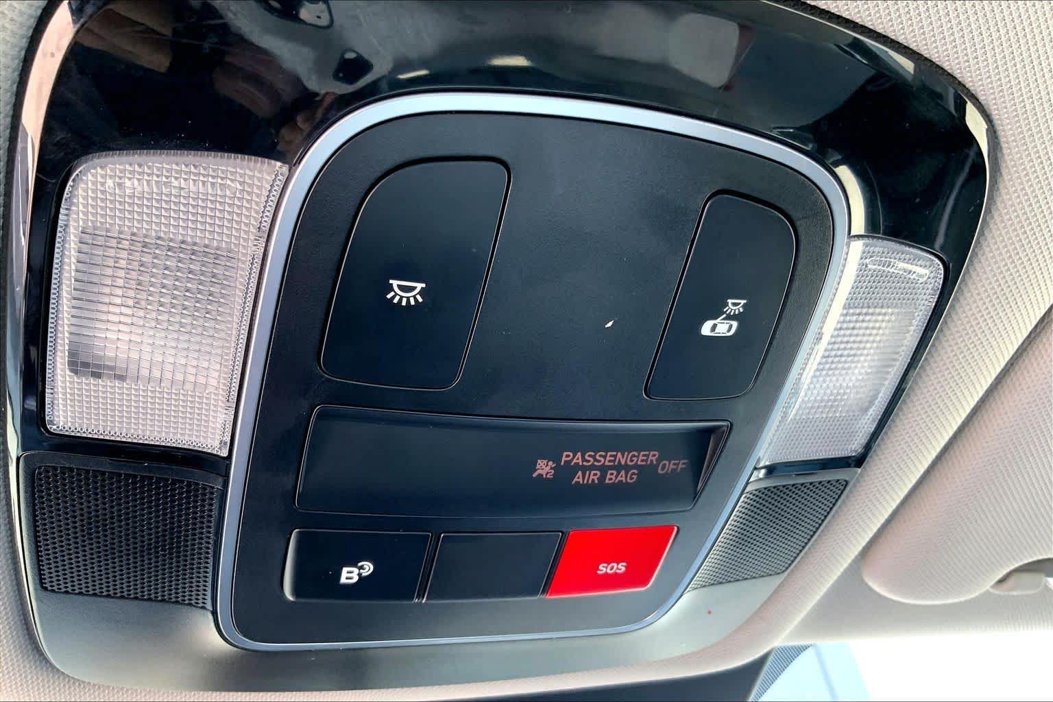 Used 2025 Hyundai Sonata SEL FWD image 36