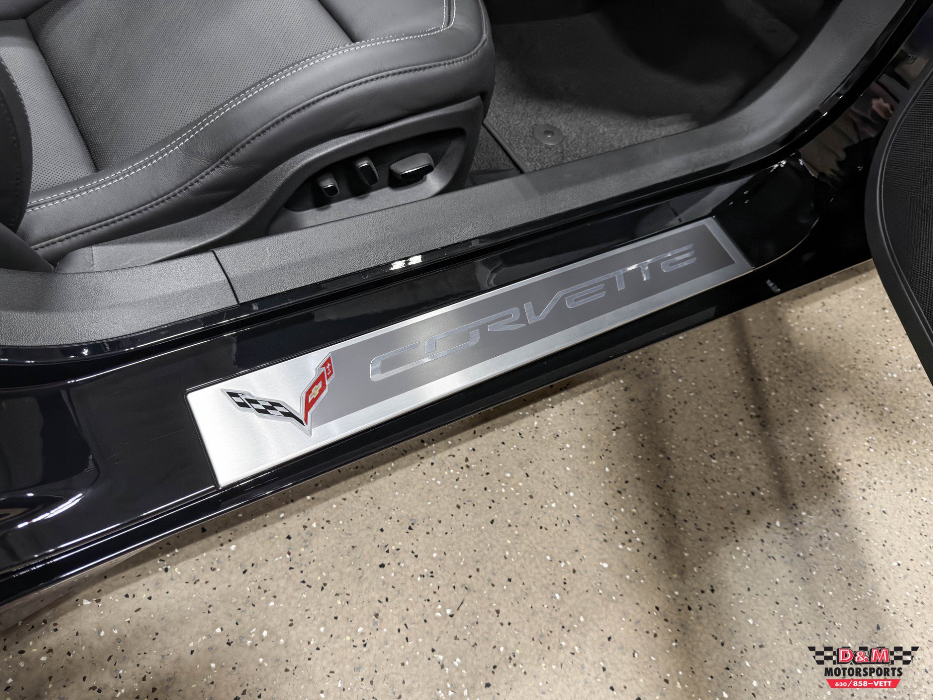 Used 2015 Chevrolet Corvette Stingray Coupe w/ 3LT Preferred Equipment Group RWD image 28