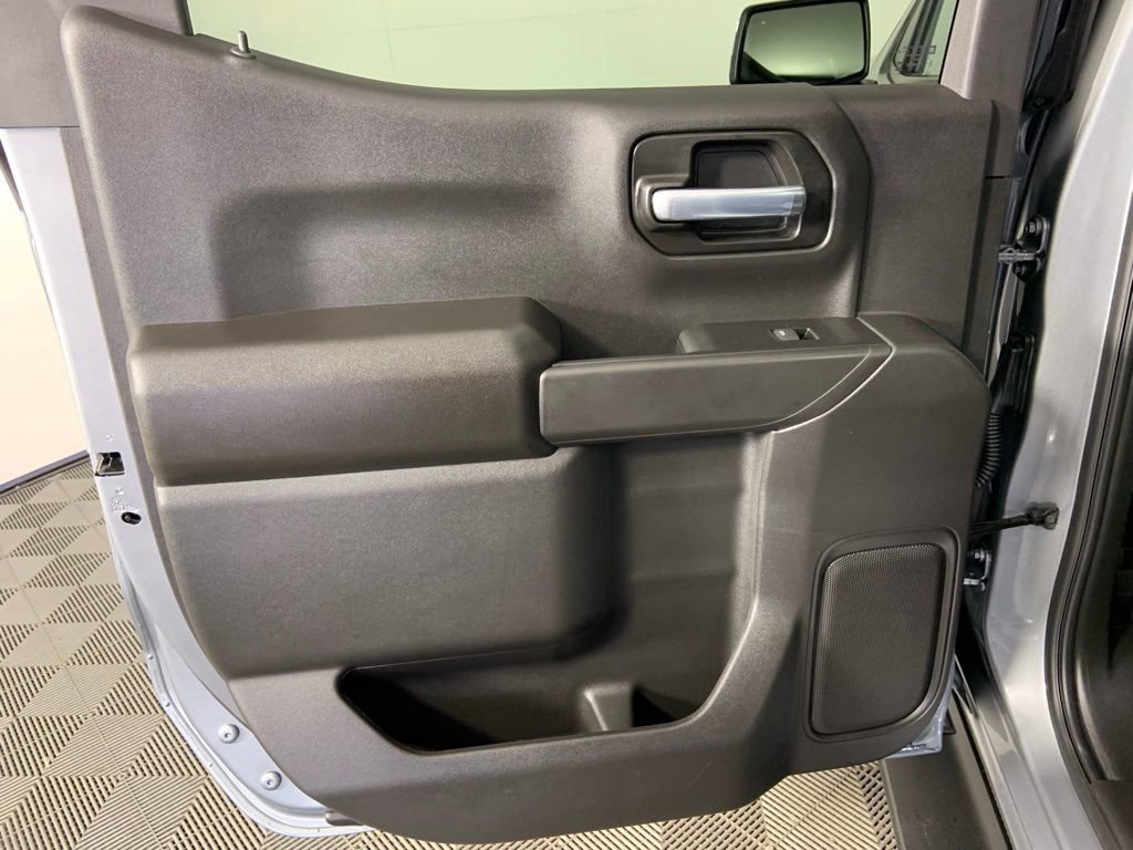 Used 2026 GMC Sierra 1500 Pro w/ Pro Value Package image 17