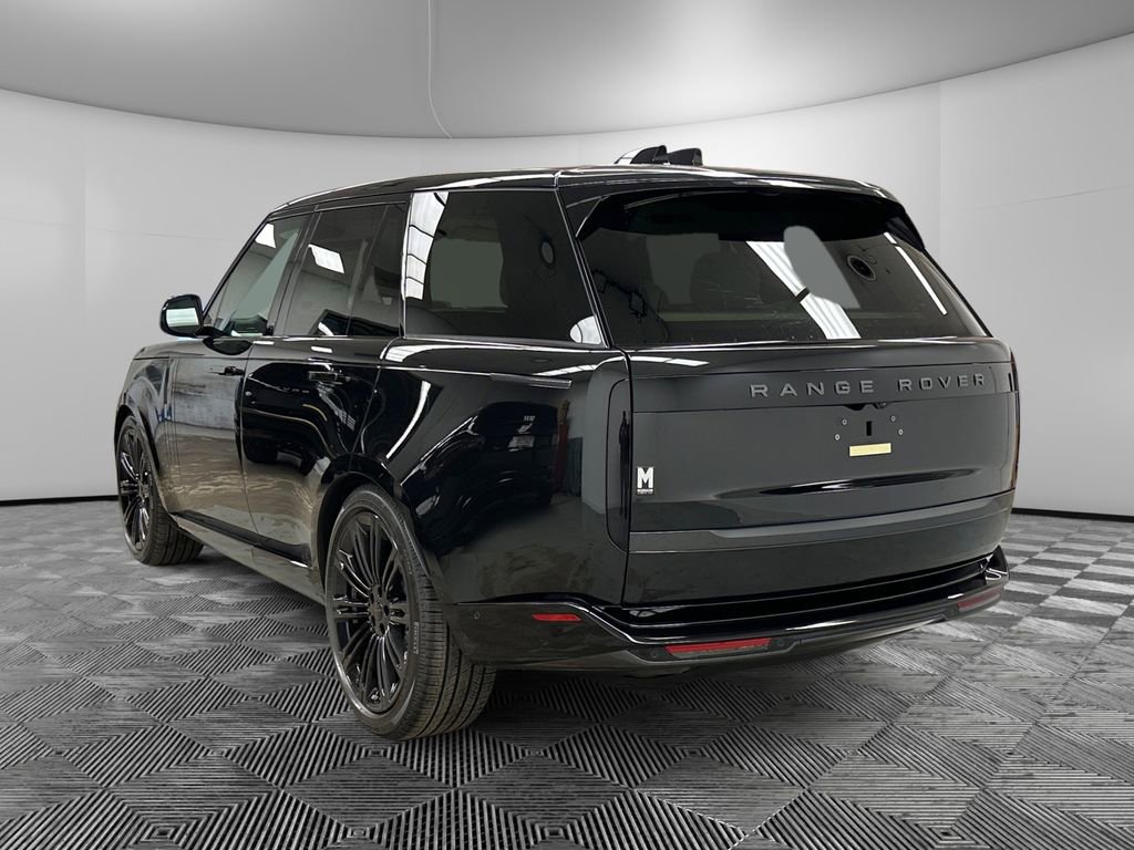 New 2026 Land Rover Range Rover SE image 3