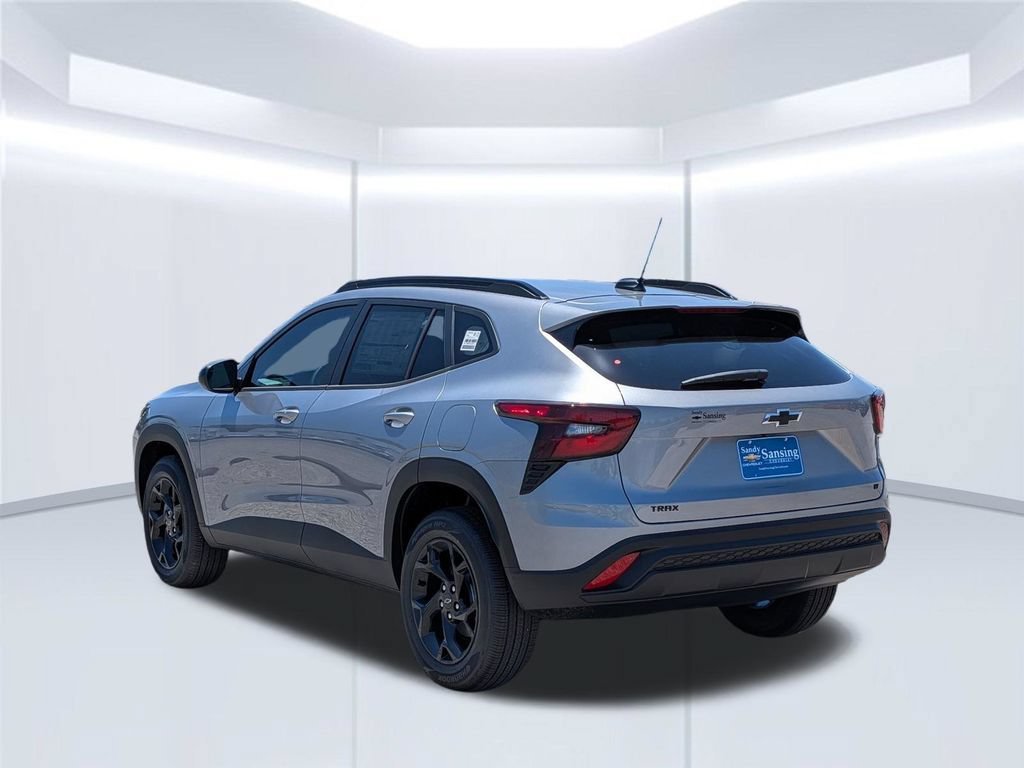 New 2026 Chevrolet Trax LT w/ Driver Confidence Package FWD image 4