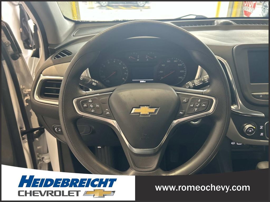 Used 2023 Chevrolet Equinox LS FWD image 18