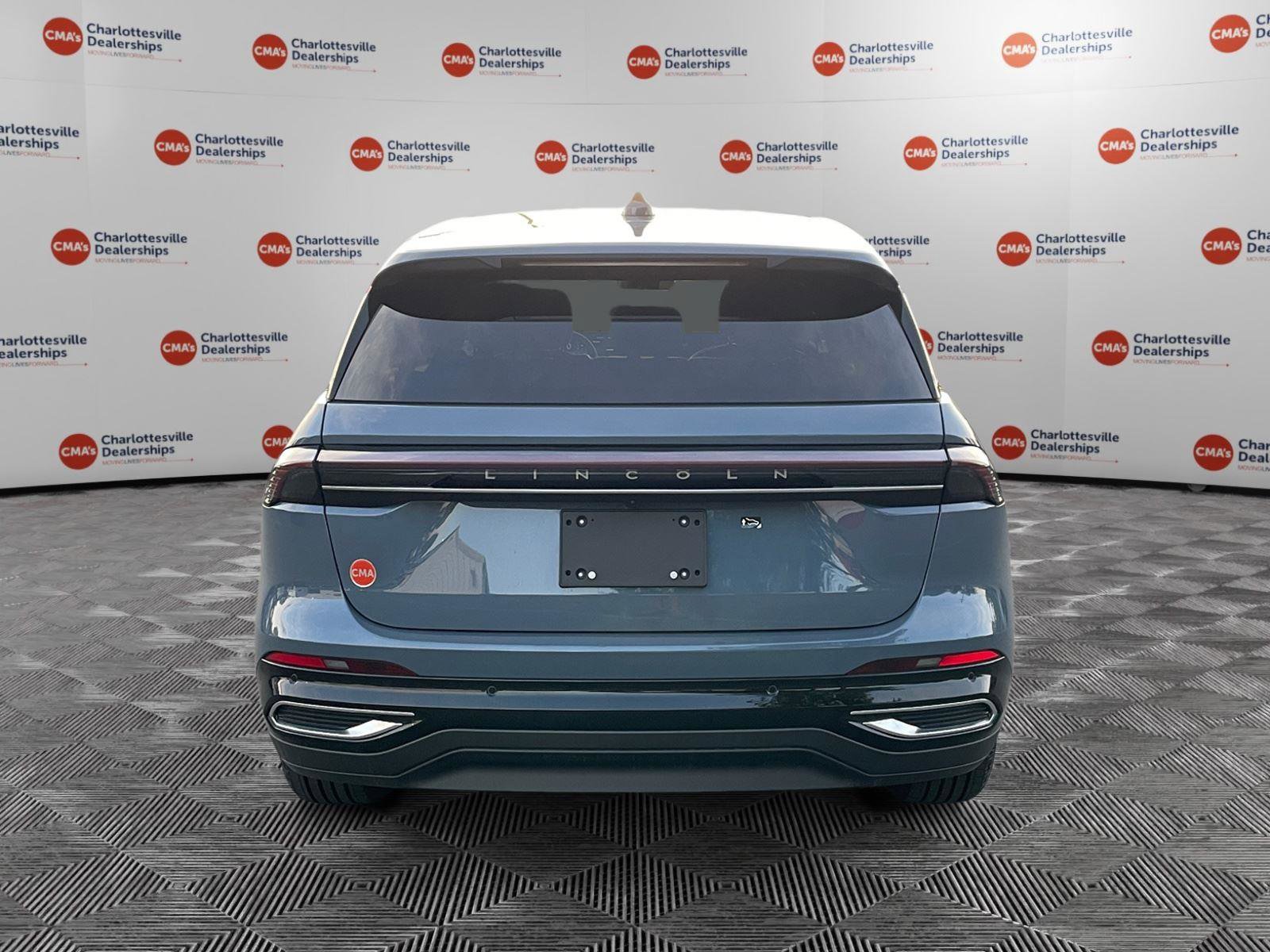 New 2026 Lincoln Nautilus Premier AWD/4WD image 4