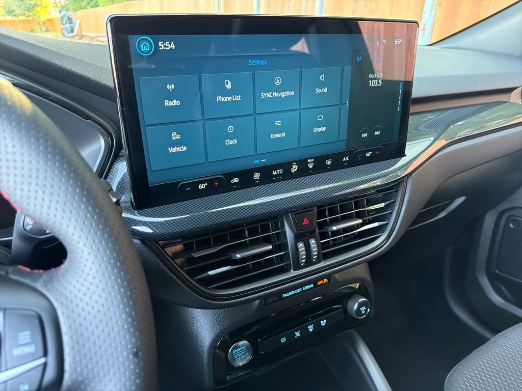 Used 2025 Ford Escape ST-Line w/ Equipment Group 301A image 31