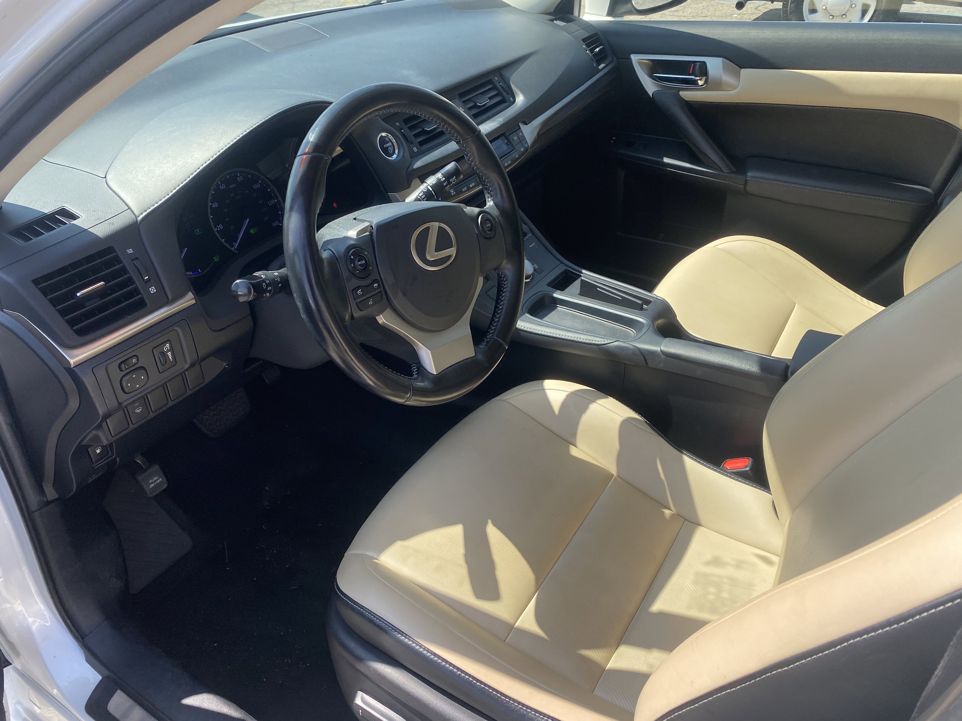 Used 2017 Lexus CT 200h w/ Accessory Package 2 FWD image 10