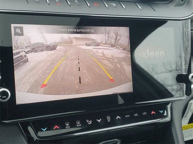 New 2026 Jeep Grand Cherokee Altitude AWD/4WD image 27