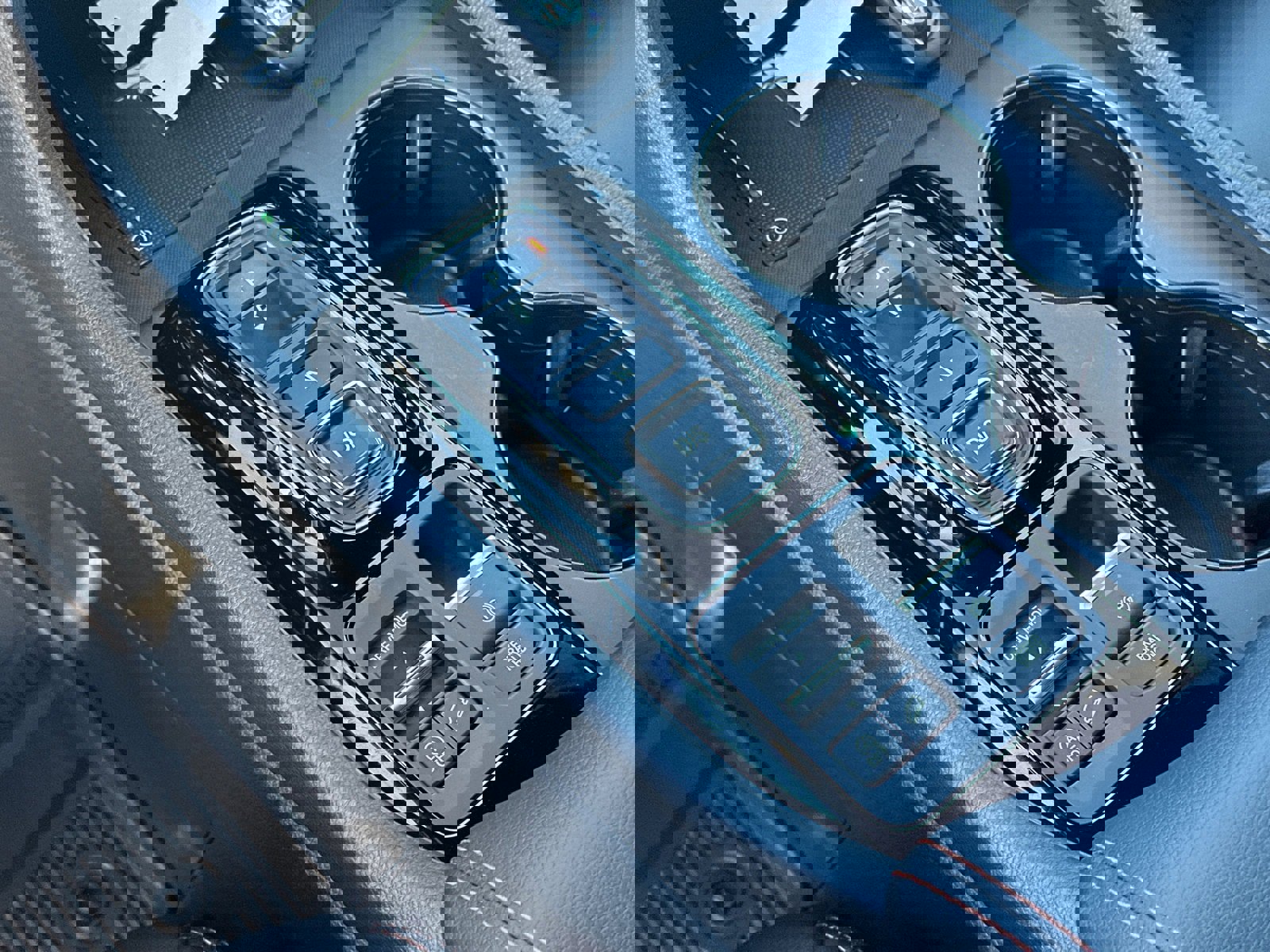 Used 2025 Honda Pilot TrailSport image 31