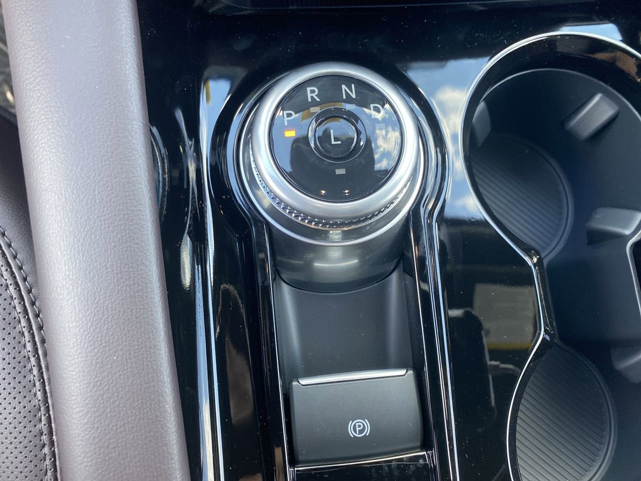 New 2026 Ford Explorer Platinum RWD image 28