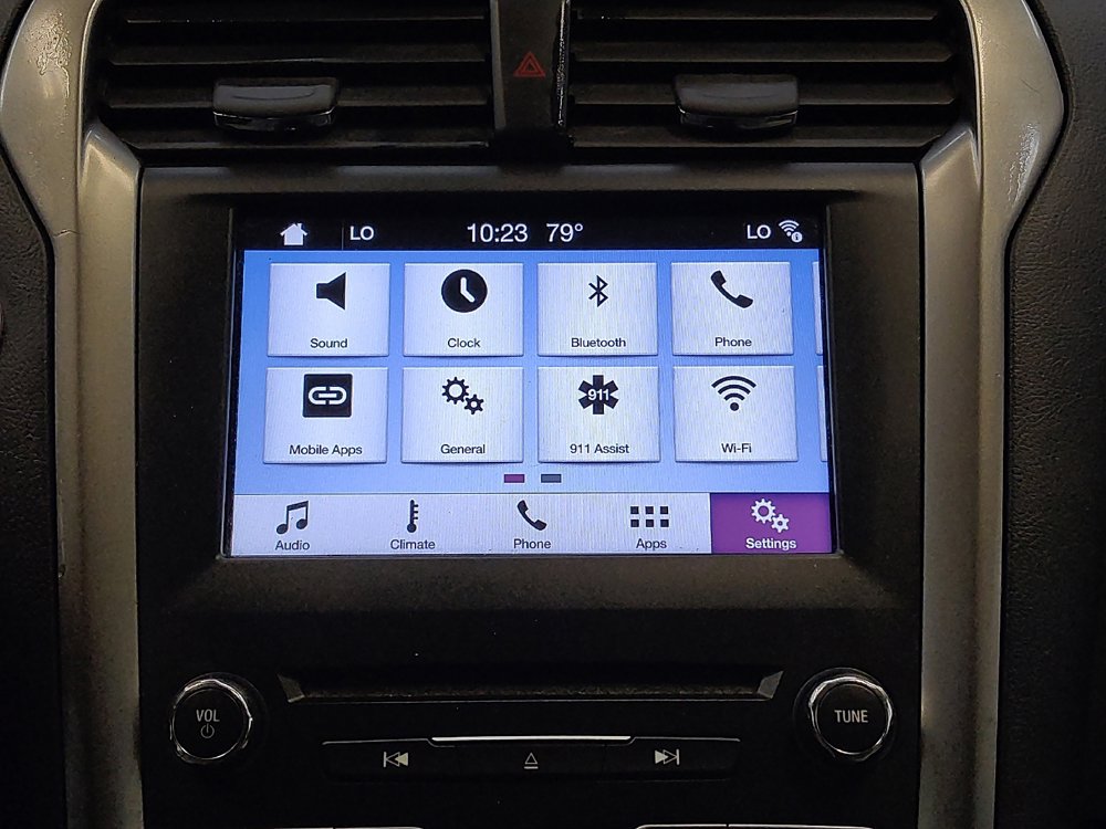 Used 2017 Ford Fusion SE w/ Fusion SE Technology Package FWD image 25