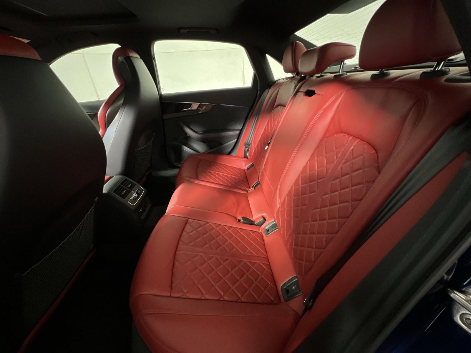 Used 2023 Audi S4 Premium Plus w/ Premium Plus Package image 24