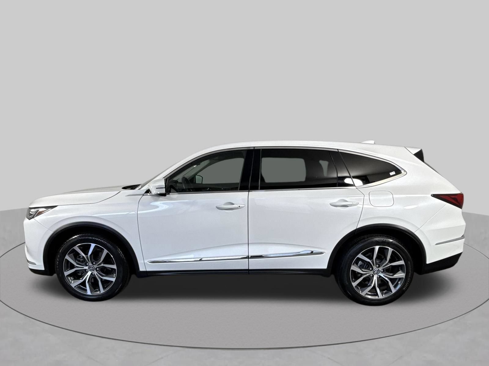 Certified 2024 Acura MDX SH-AWD w/ Technology Package image 31