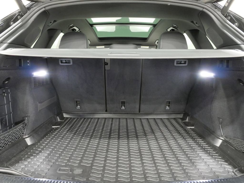 Used 2022 Audi SQ5 Premium Plus image 27