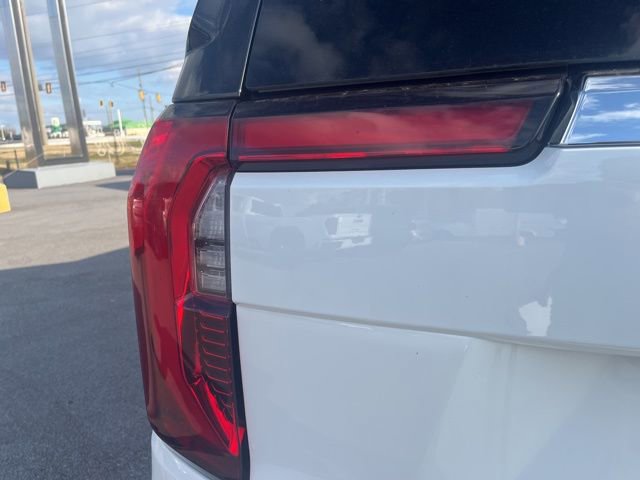 New 2026 GMC Yukon XL Elevation image 6