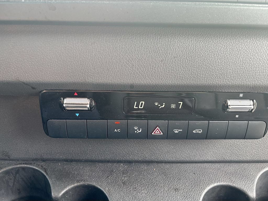 Used 2023 Mercedes-Benz Sprinter 4500 image 25