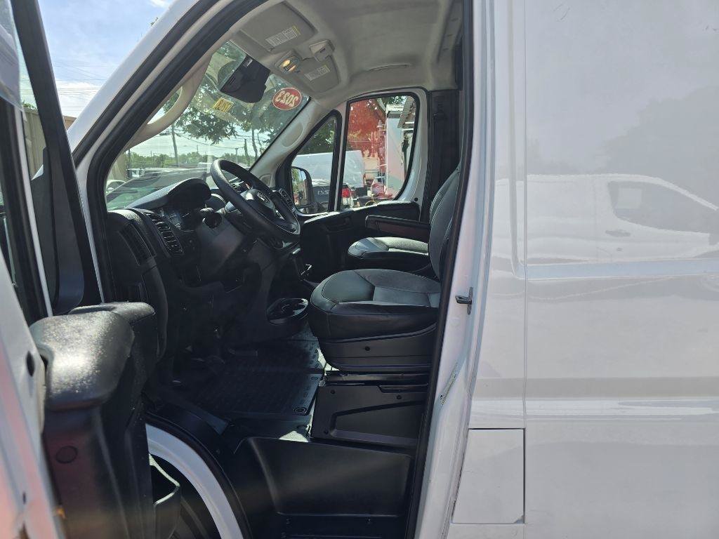 Used 2023 RAM ProMaster 2500 FWD image 10