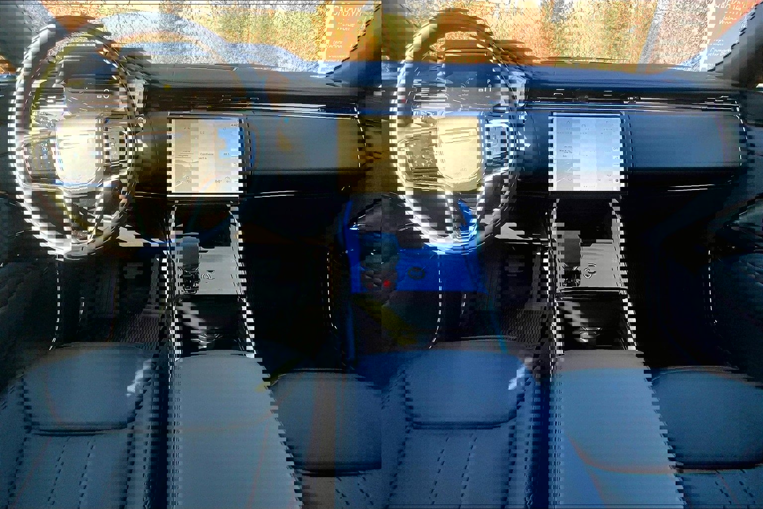 New 2025 Land Rover Range Rover Sport image 5