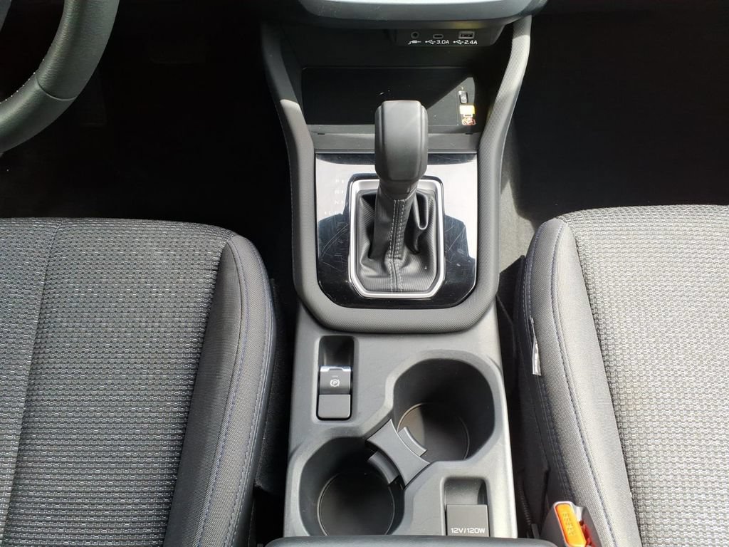 Used 2025 Subaru Forester Premium AWD/4WD image 23