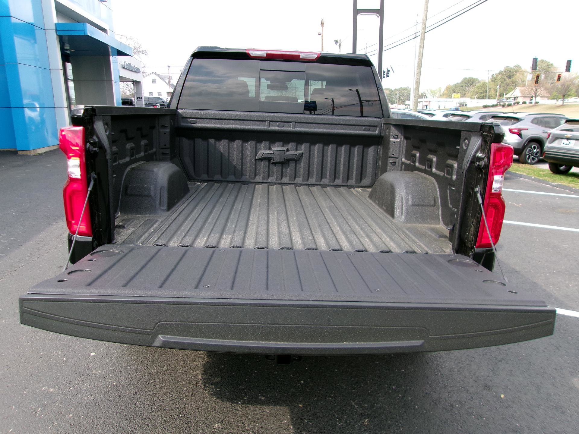 New 2026 Chevrolet Silverado 1500 LTZ w/ LTZ Premium Package image 5