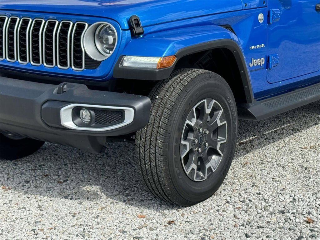 Used 2024 Jeep Wrangler Sahara image 6