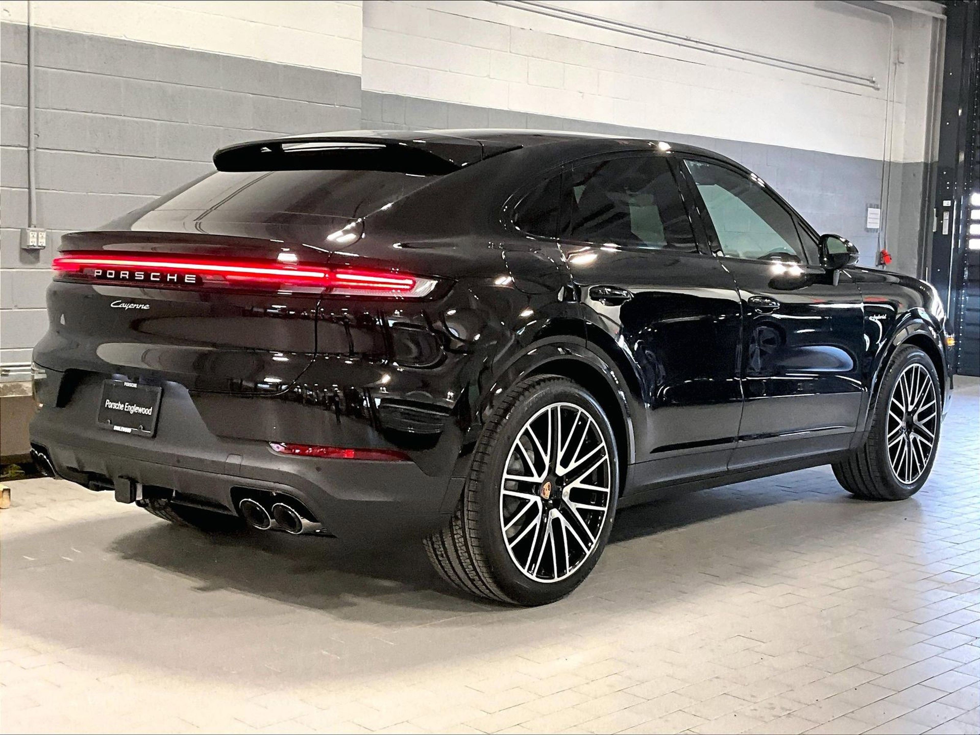 New 2026 Porsche Cayenne E-Hybrid image 24