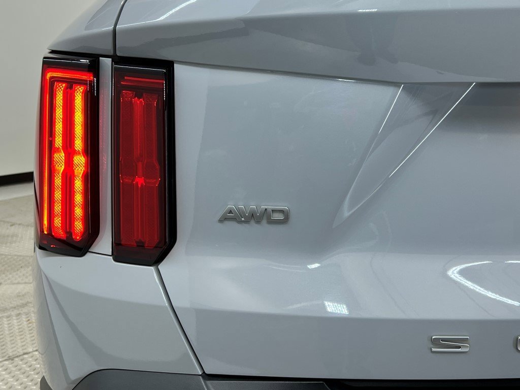 Used 2022 Kia Sorento SX Prestige w/ Rust Color Package image 9