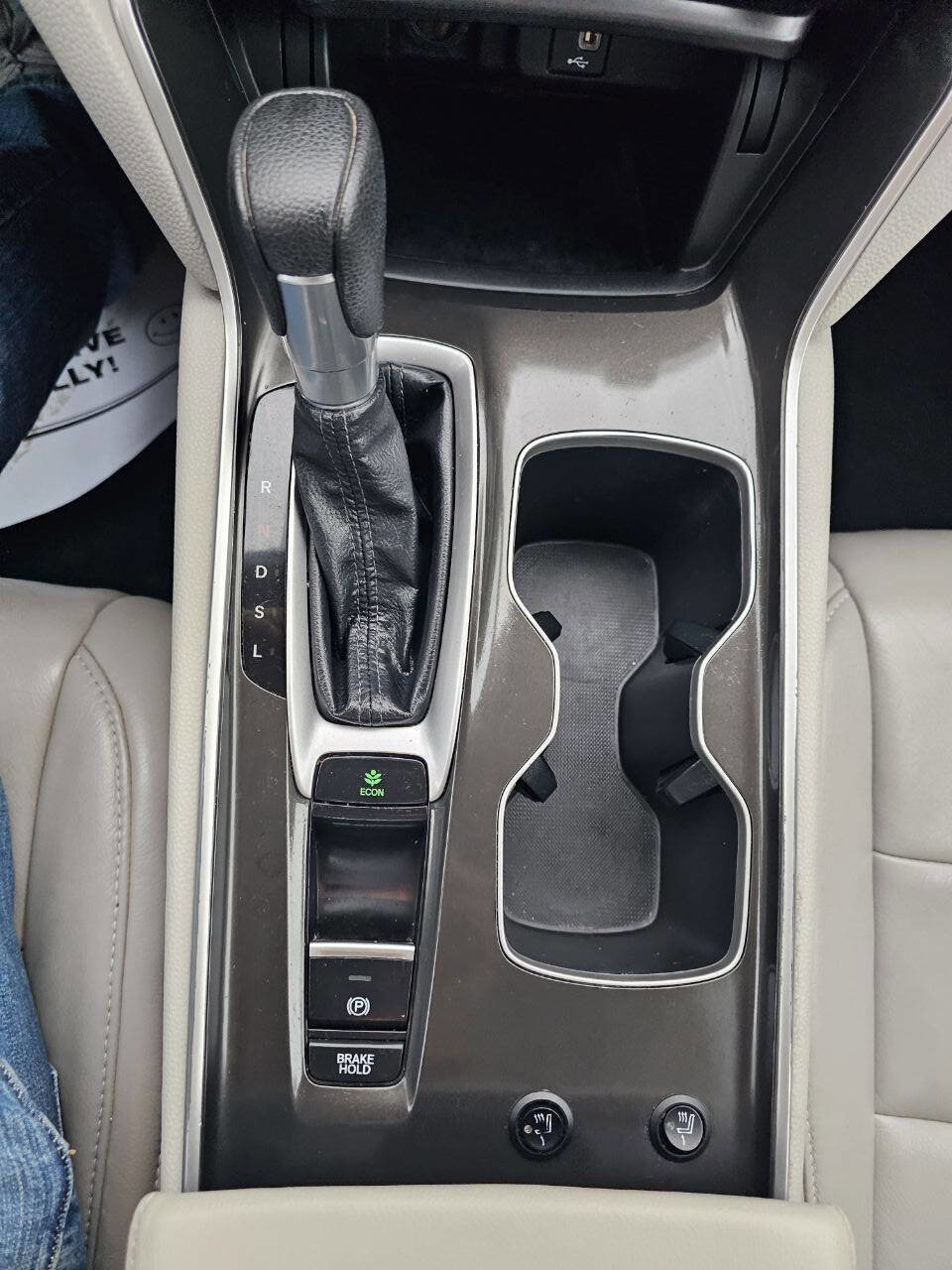 Used 2018 Honda Accord LX image 16