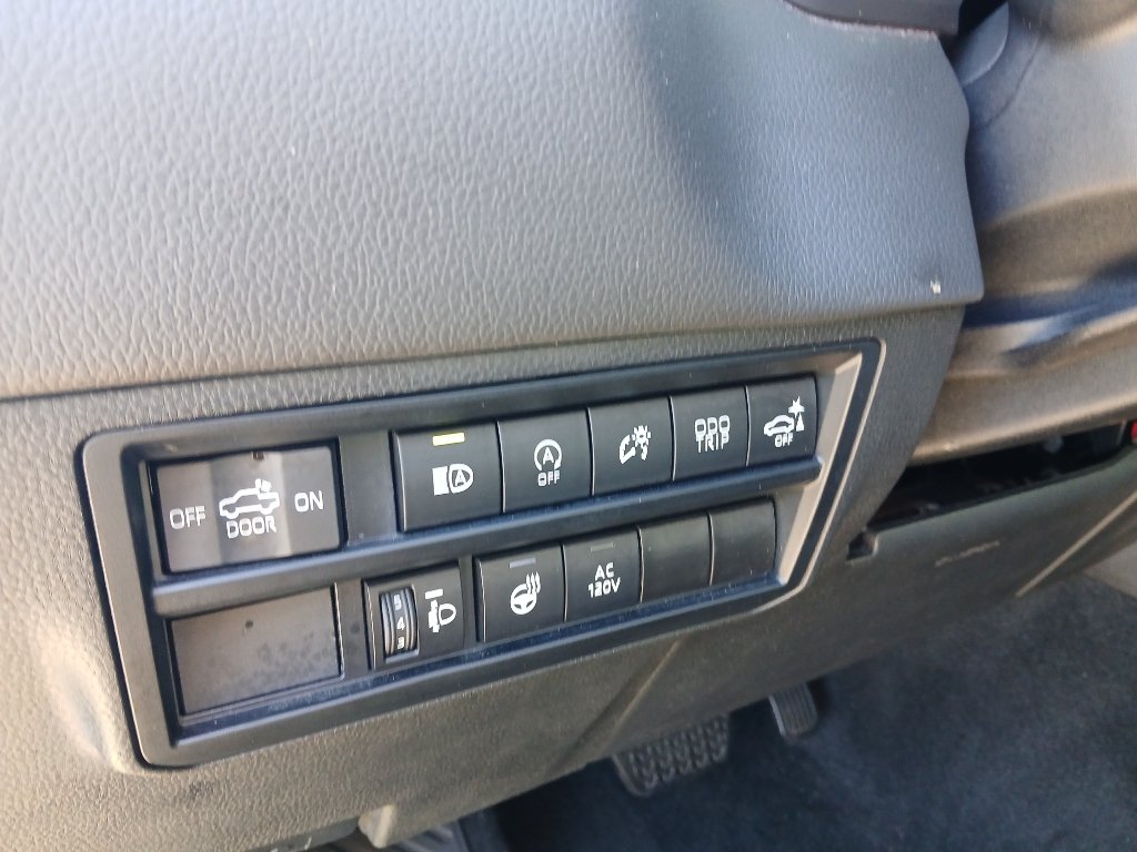 Used 2023 Toyota Tundra Limited AWD/4WD image 12