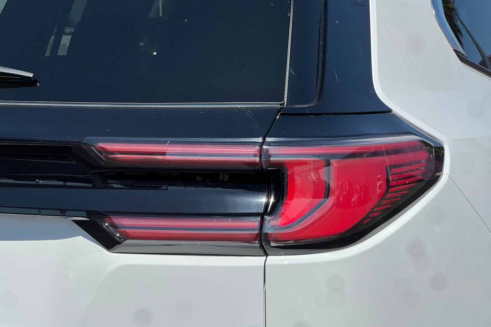 New 2026 GMC Acadia Elevation w/ Elevation Premium Package AWD/4WD image 28