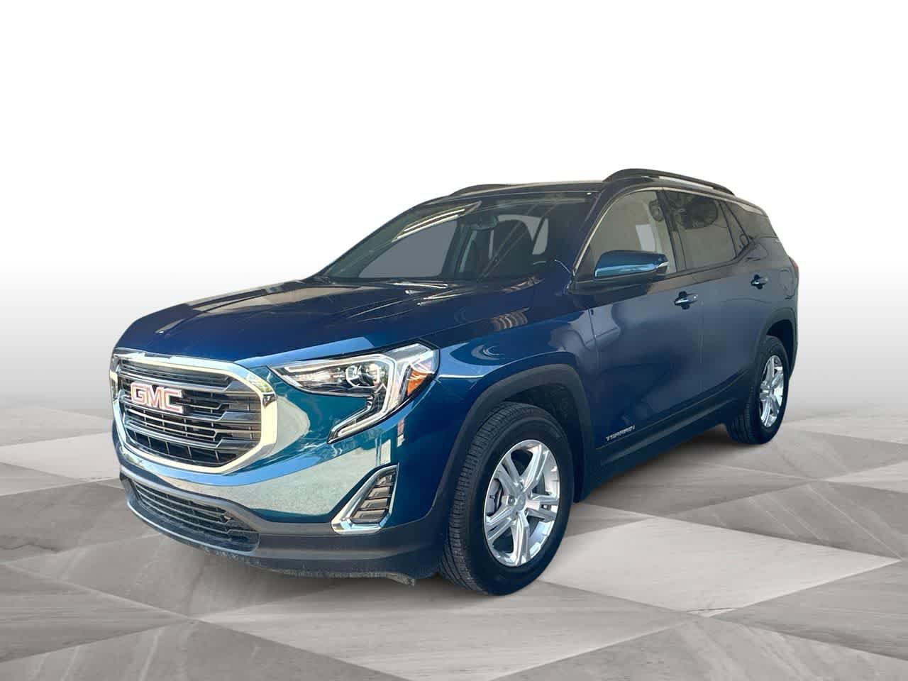 Used 2020 GMC Terrain SLE w/ Driver Convenience Package FWD image 4