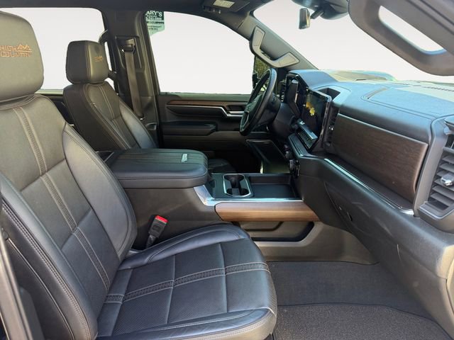 Used 2024 Chevrolet Silverado 2500 High Country w/ High Country Premium Package image 15