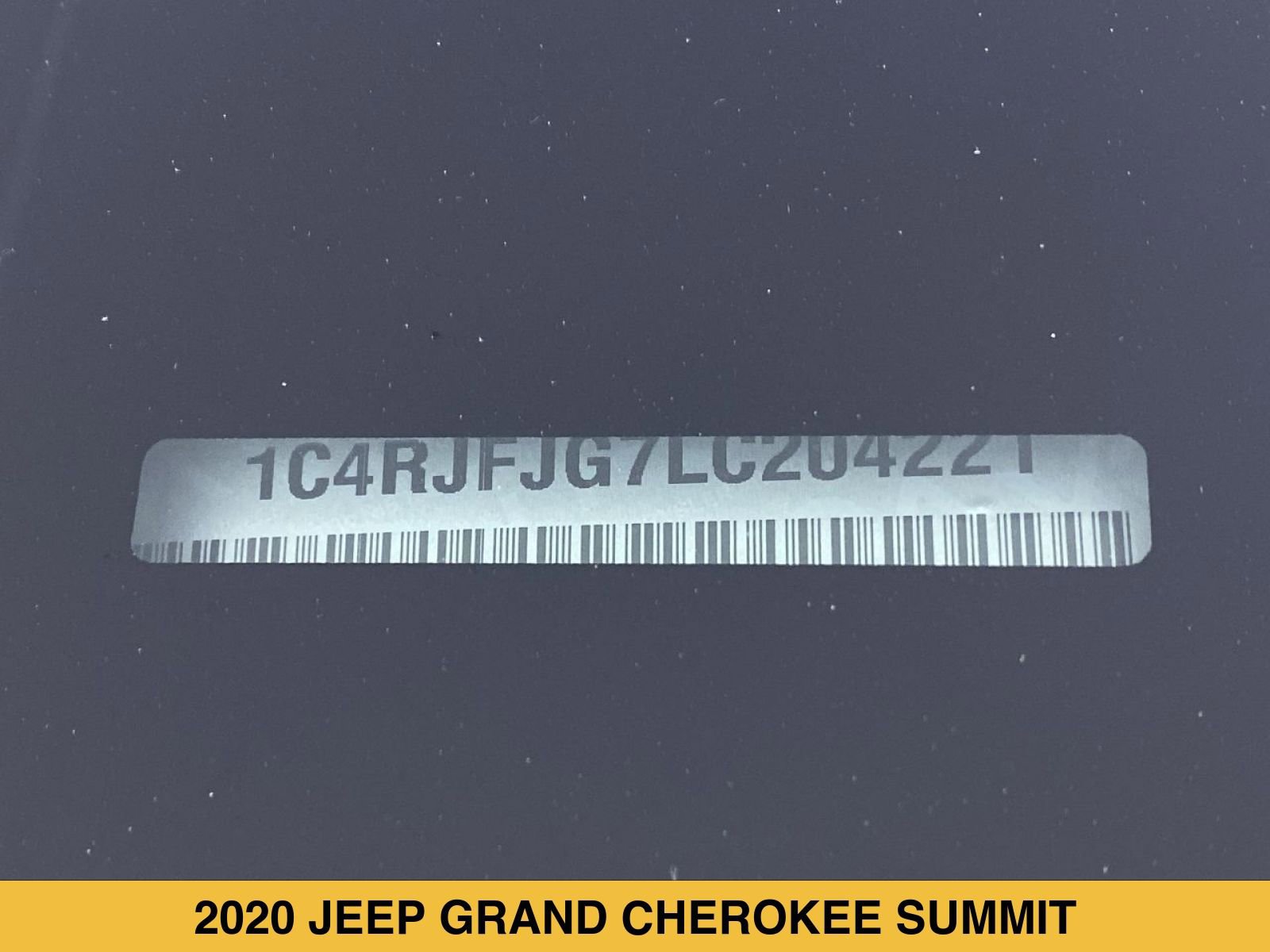 Used 2020 Jeep Grand Cherokee Summit AWD/4WD image 18