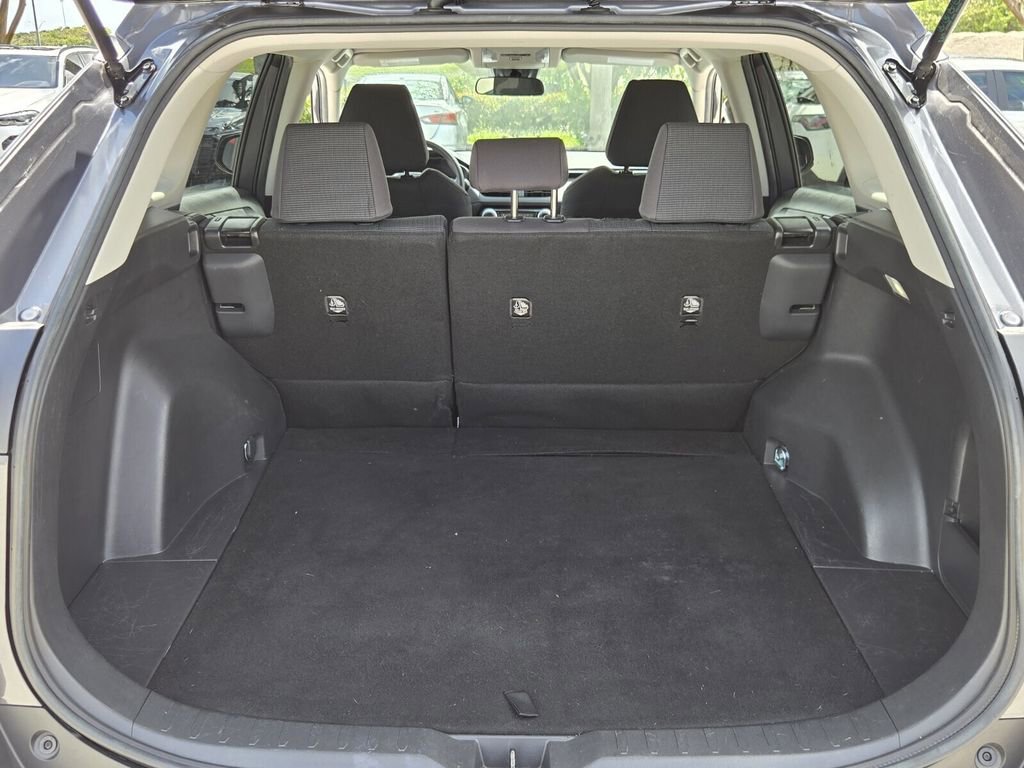 Used 2023 Toyota RAV4 LE image 16