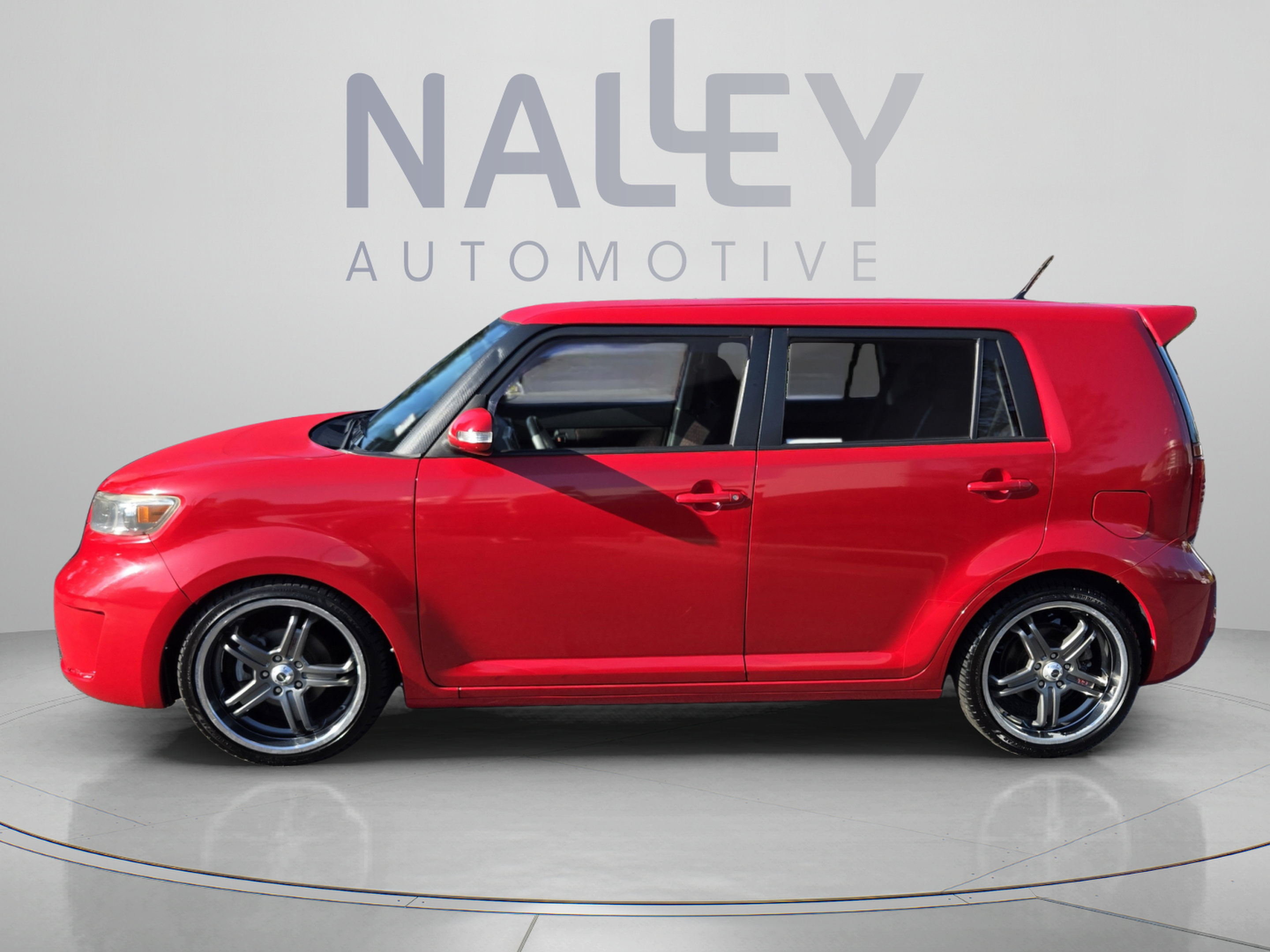 Used 2009 Scion xB w/ Release Series 6.0 FWD image 2