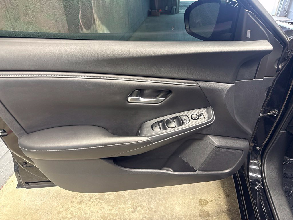 Used 2020 Nissan Sentra SV FWD image 11