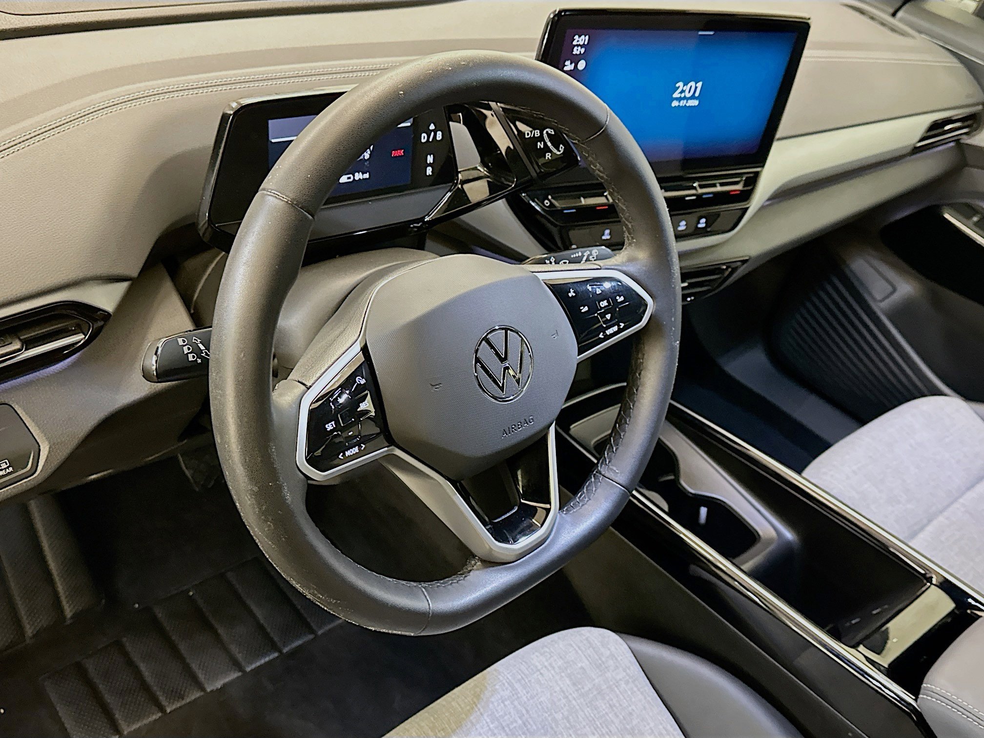 Used 2023 Volkswagen ID.4 Pro AWD/4WD image 18