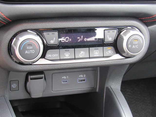 New 2025 Nissan Versa SR w/ Trunk Package image 18