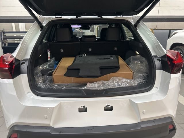 New 2026 Lexus UX 300h AWD image 11