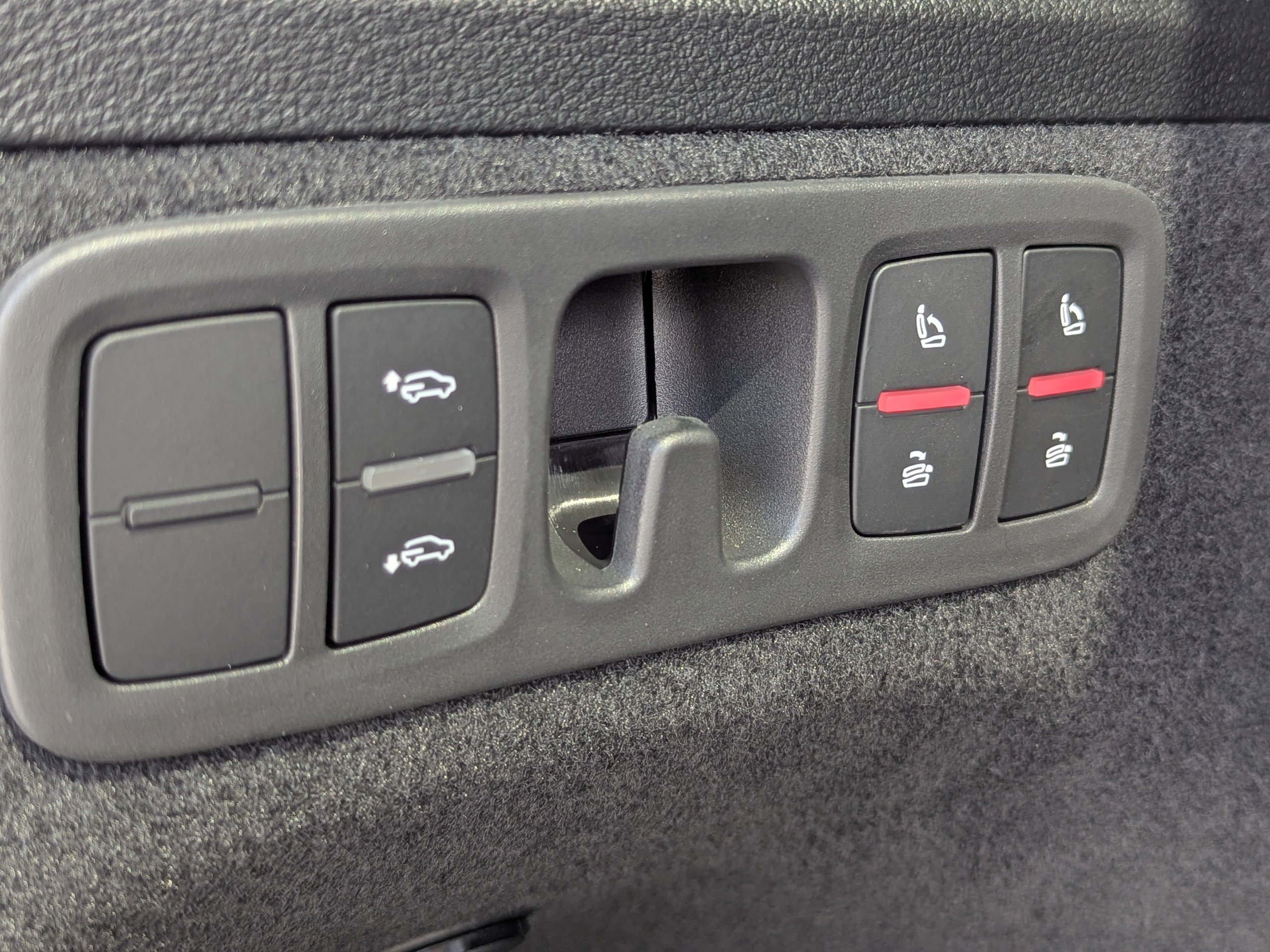 New 2026 Audi SQ7 Premium Plus image 13