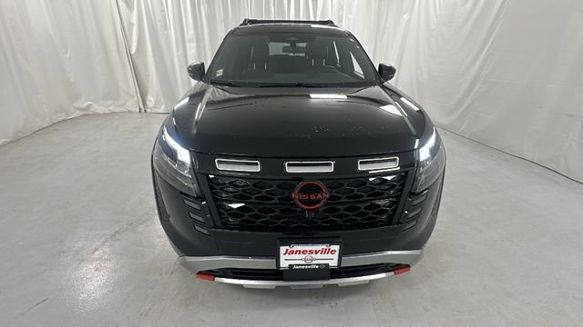 New 2026 Nissan Pathfinder Rock Creek image 8