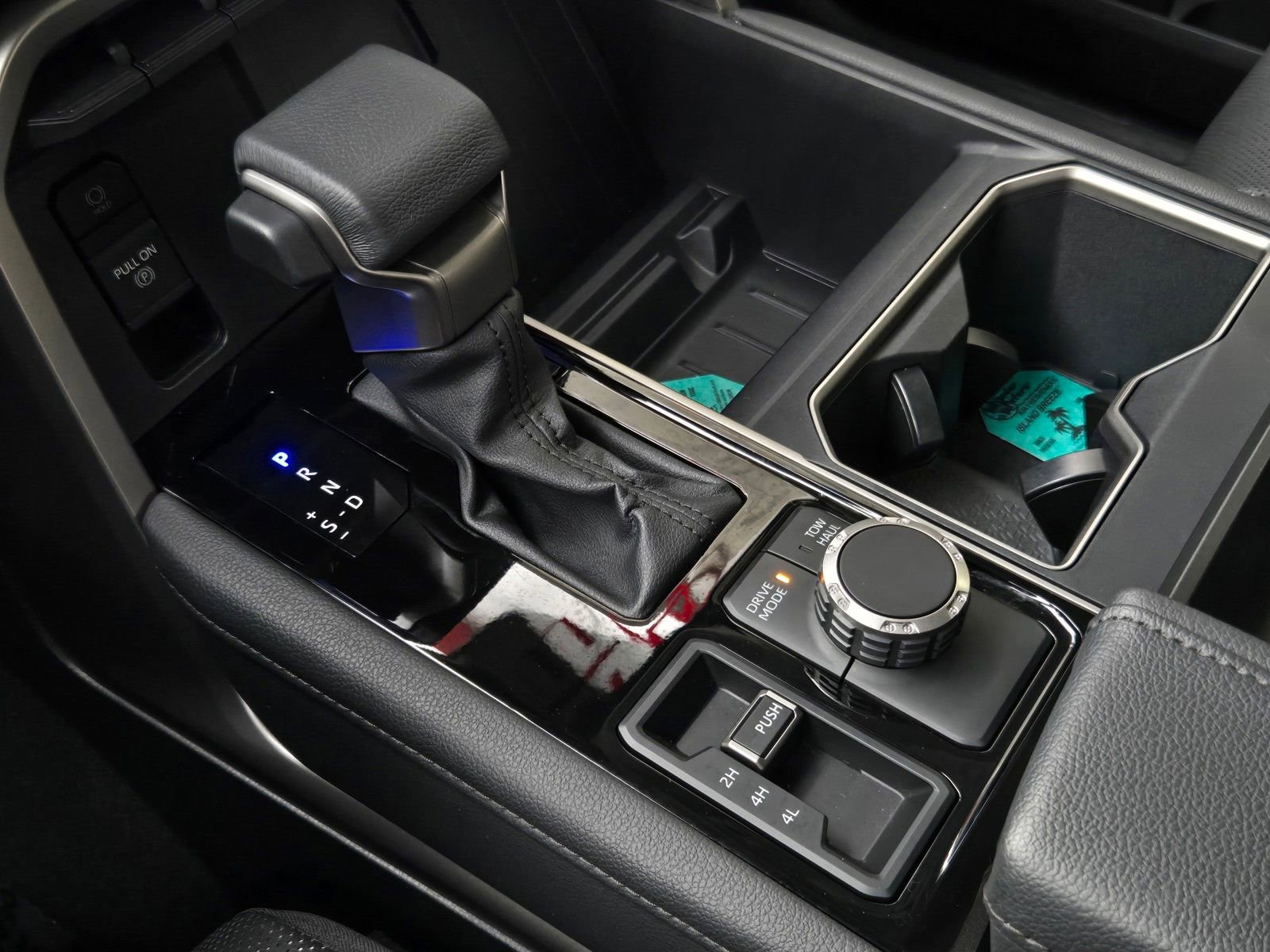 Used 2023 Toyota Tundra Limited image 17