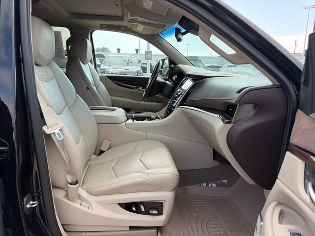 Used 2016 Cadillac Escalade ESV Premium AWD/4WD image 57