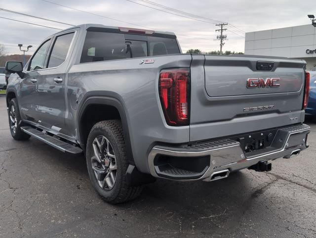 New 2026 GMC Sierra 1500 SLT image 5