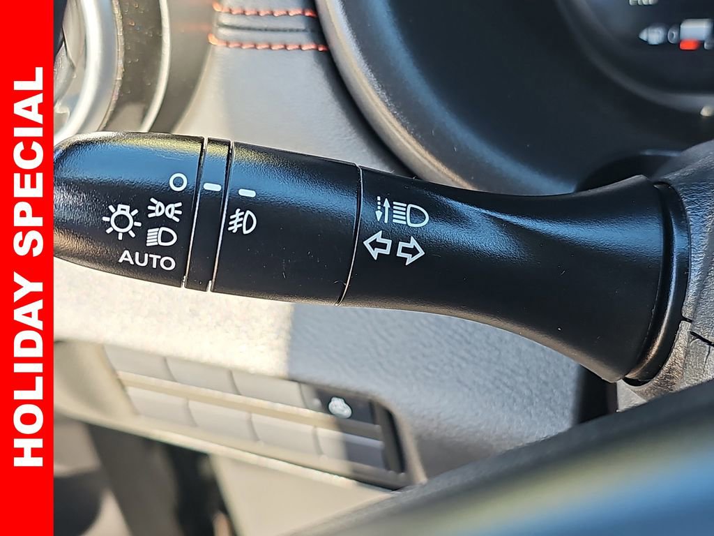 Used 2021 Nissan Kicks SR w/ SR Premium Package image 25