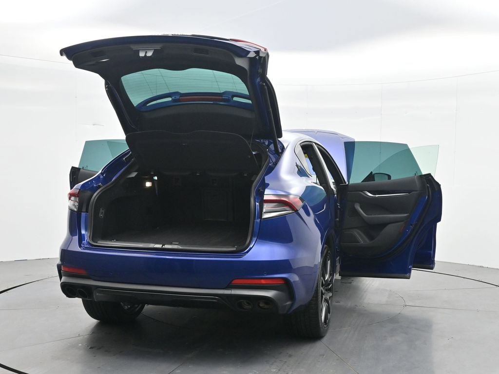 Used 2023 Maserati Levante Modena image 33