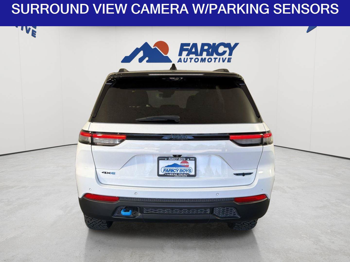 Used 2023 Jeep Grand Cherokee Trailhawk w/ Advanced Protech Group II AWD/4WD image 6